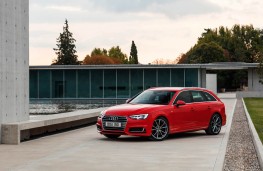 Audi A4 Avant, front