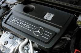 Mercedes A 45 AMG, engine