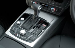 Audi A6 allroad quattro, centre console