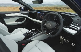 Audi A6 Avant e-tron Launch Edition, 2025, interior