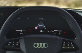 Audi A6 Avant e-tron Launch Edition, 2025, instrument panel