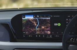 Audi A6 Avant e-tron Launch Edition, 2025, display screen