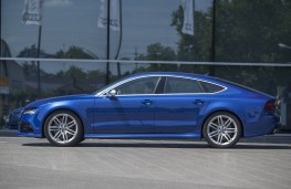 Audi RS7 Sportback, side
