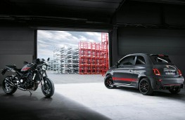 Abarth 695 XSR Yamaha, 2017, with Yamaha XSR900 motorbike