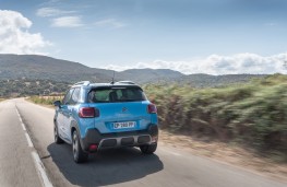 Citroen C3 Aircross, 2017, rear, action