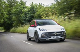 Vauxhall Adam Rocks, 2017, front