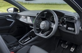 Audi A3 Sportback 35 TFSI S tronic Black Edition, 2025, interior