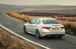 Alfa Romeo Giulia, rear action