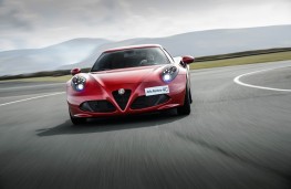 Alfa Romeo 4C, face