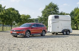 Volkswagen Passat Alltrack, towing