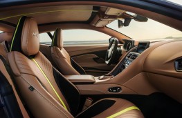 Aston Martin DB11 AMR, interior