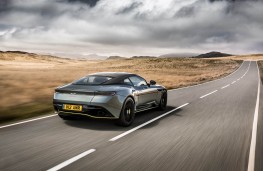 Aston Martin DB11 AMR, rear