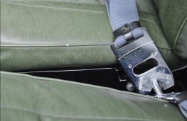 Volvo Amazon, 1967, seatbelt latch