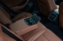 Skoda Superb Estate, 2025, rear armrest
