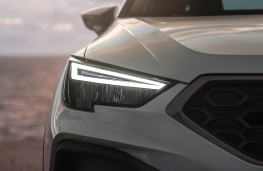 SEAT Arona, 2025, LED headlight