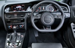 Audi RS 4 Avant, instrument panel