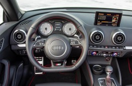 Audi S3 Cabriolet, interior