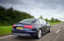 Audi S6, rear