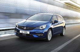 Vauxhall Astra, 2019, front, action