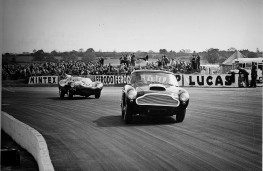 Aston Martin DB4 GT, race, cornering