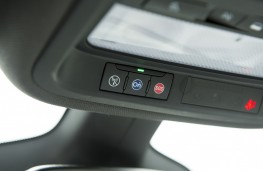 Vauxhall Astra 2015, OnStar controls