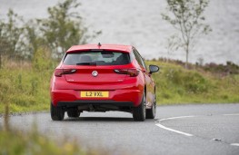 Vauxhall Astra 2015, rear
