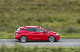 Vauxhall Astra 2015, side, action