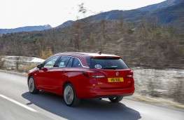 Vauxhall Astra Sports Tourer, 2016, rear