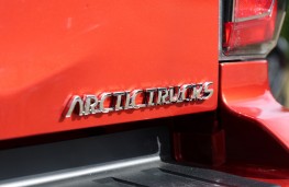 Isuzu D-Max Arctic Trucks AT35, 2025, badge