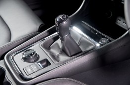 SEAT Ateca, interior, manual