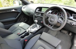 Audi A5 Coupe, dashboard