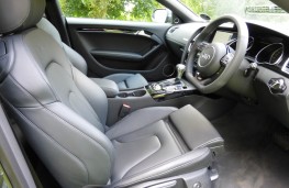 Audi A5 Coupe, front seats