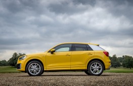 Audi Q2, side static