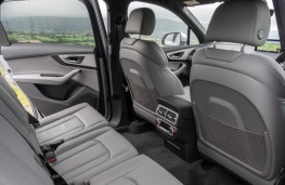 Audi Q7, second row seats