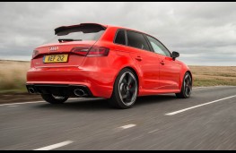 Audi RS 3 Sportback, rear side action