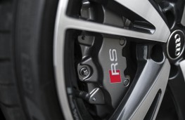 Audi RS 3 Saloon, brakes