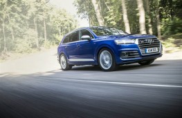 Audi SQ7, front