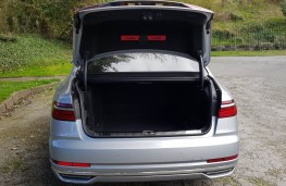 Audi A8 55 TFSI quattro tiptronic, boot