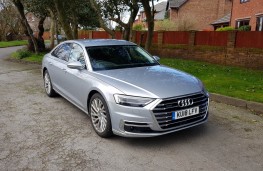 Audi A8 55 TFSI quattro tiptronic, main