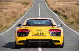 Audi R8 V10 plus rear