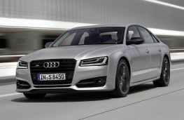 Audi S8 plus