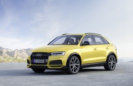 Audi Q3 Black Edition, side