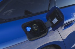 Audi A6 Avant, 2025, fuel filler