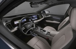 Audi Q4 e-tron, 2026, interior