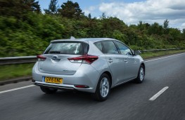 Toyota Auris Hybrid, rear, action
