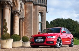 Audi A4 Avant Black Edition, front