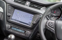 Toyota Avensis, sat nav