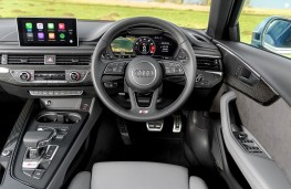 Audi S4 Avant, interior