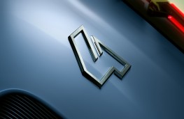 Renault 4 E-Tech, 2024, badge