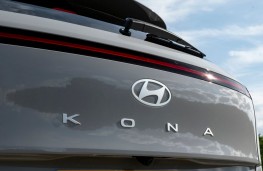 Hyundai Kona, 2026, badge